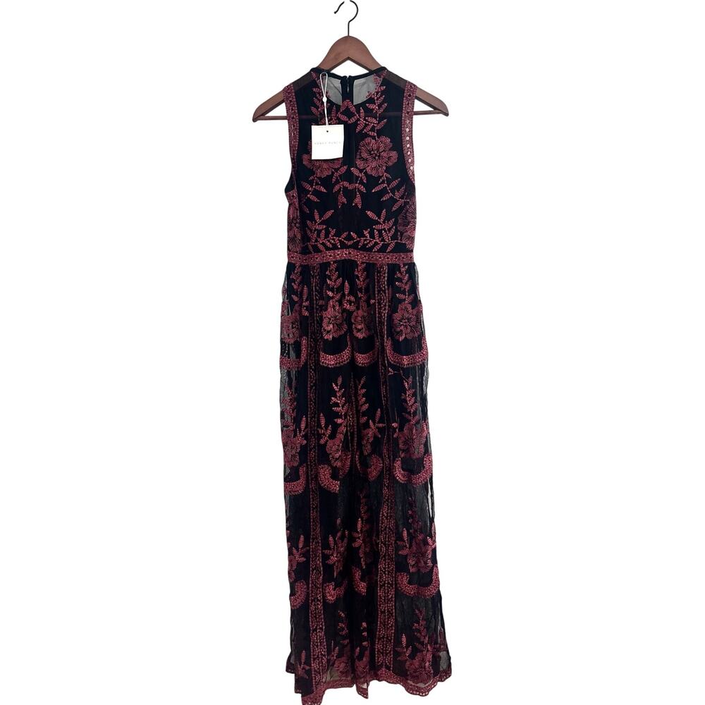 Honey punch Lace embroidered maxi halter sheer overlay dress NEW Small - Picture 8 of 12